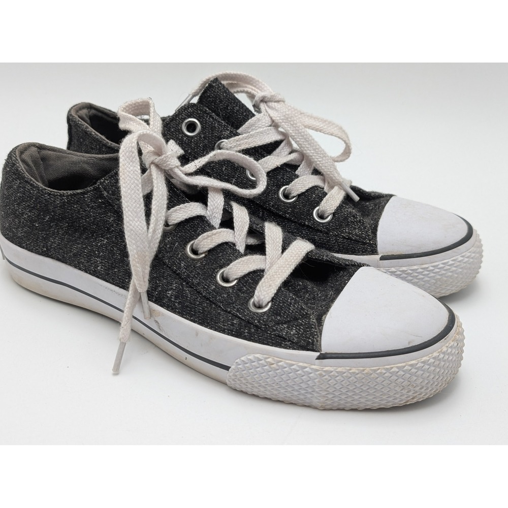 Airwalk Sneakers Mens 8 Grey Low Top Fabric Skate Shoes Y2K Rubber Toe Cap Shoe